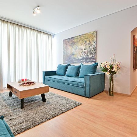 Modern Flat In The Heart Of Port Of Piraeus Apartment Exterior photo