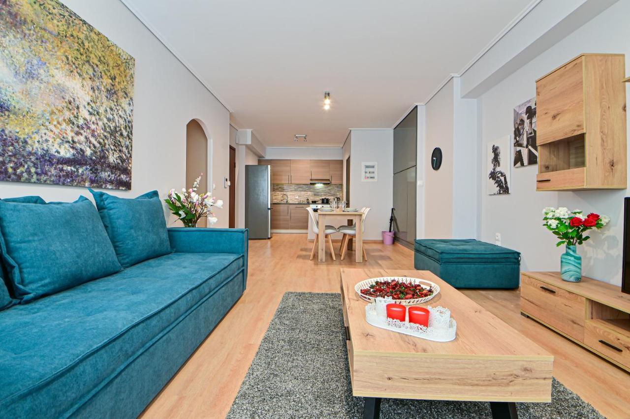 Modern Flat In The Heart Of Port Of Piraeus Apartment Exterior photo